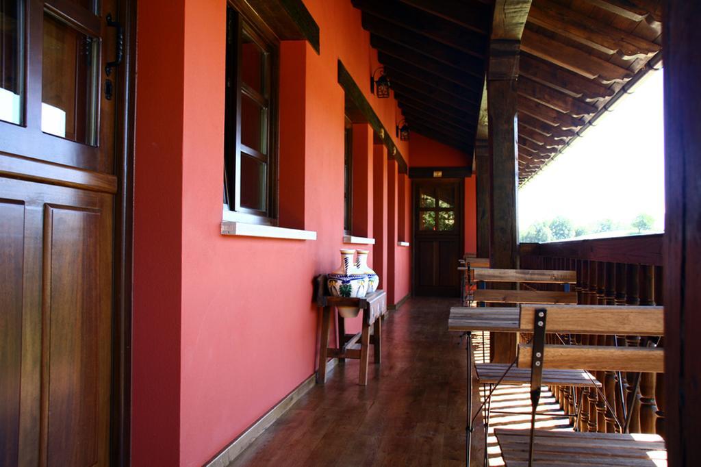 La Casona De Torio Pension Buitenkant foto